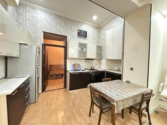 Сдаётся 2-комн. вторичка 70 м², м. Ичеришехер, photo 7 from 15