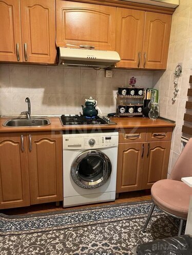 Satılır 2 otaqlı köhnə tikili 40 m², 8 Noyabr m., photo 5 from 10