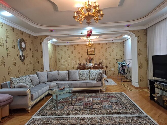Satılır 3 otaqlı yeni tikili 137 m², İnşaatçılar m., photo 1 from 18