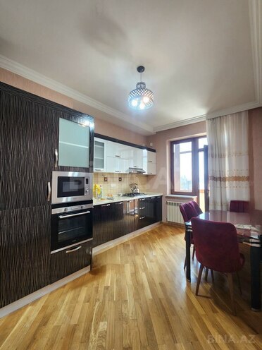 Сдаётся 3-комн. новостройка 130 м², м. Нариман Нариманов, photo 9 from 30