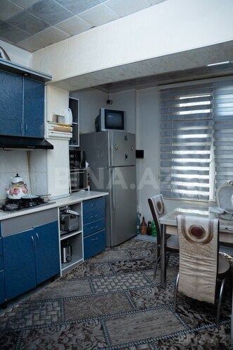 Satılır 5 otaqlı köhnə tikili 125 m², Azadlıq Prospekti m., photo 14 from 24
