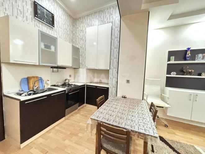 Сдаётся 2-комн. вторичка 70 м², м. Элмляр Академиясы, photo 3 from 13