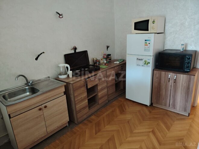 İcarəyə verilir 3 otaqlı köhnə tikili 120 m², Elmlər Akademiyası m., photo 6 from 11