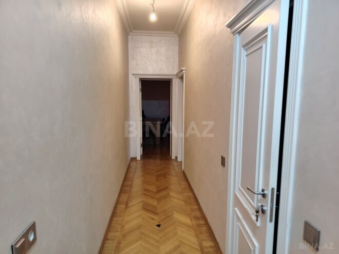 İcarəyə verilir 3 otaqlı köhnə tikili 120 m², Elmlər Akademiyası m., photo 4 from 11