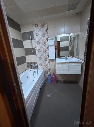Сдаётся 3-комн. новостройка 130 м², м. Нариман Нариманов, photo 9 from 11