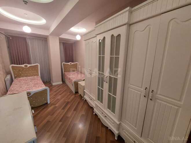 Сдаётся 3-комн. новостройка 110 м², м. Низами, photo 13 from 20