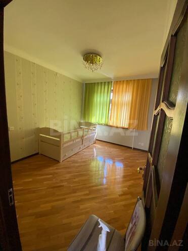 Сдаётся 3-комн. вторичка 80 м², м. Ази Асланов, photo 8 from 13