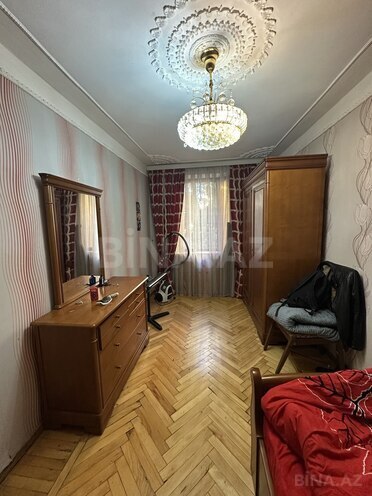 Продаётся 3-комн. вторичка 65 м², м. Иншаатчылар, photo 6 from 14