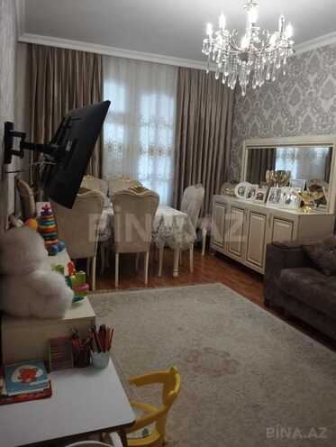 Продаётся 2-комн. вторичка 55 м², photo 1 from 14