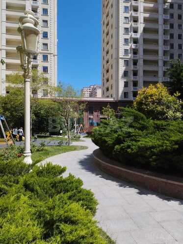 Продаётся 3-комн. новостройка 136 м², м. Элмляр Академиясы, photo 10 from 13