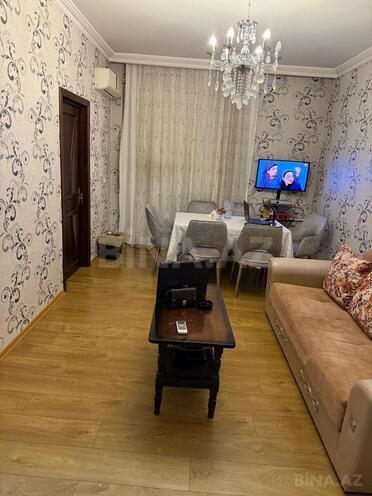 Satılır 2 otaqlı köhnə tikili 55 m², Nəsimi m., photo 1 from 13