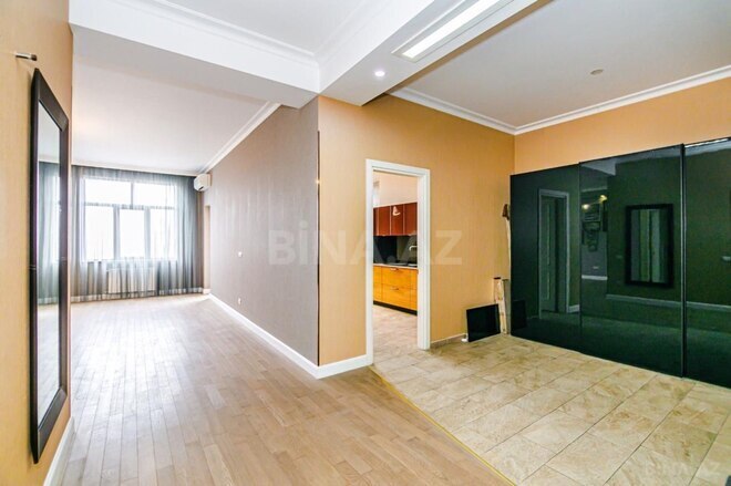Продаётся 3-комн. новостройка 153 м², м. Низами, photo 6 from 29