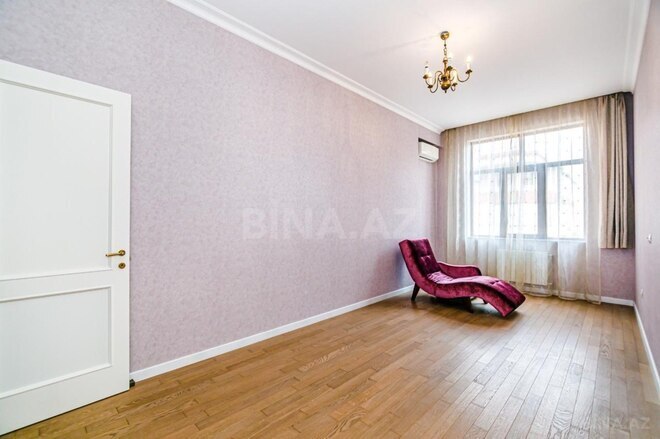 Продаётся 3-комн. новостройка 153 м², м. Низами, photo 21 from 29