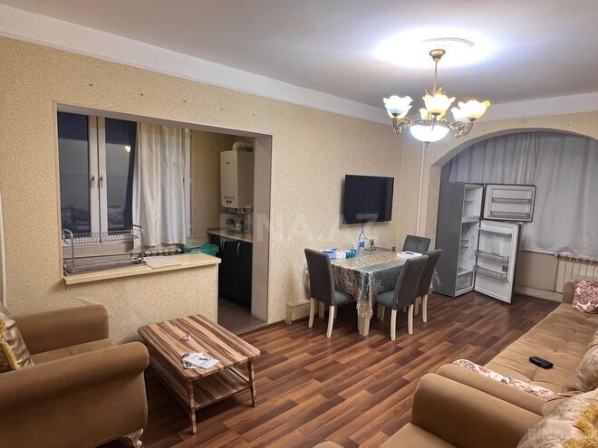 Сдаётся 2-комн. вторичка 50 м², м. Насими, photo 1 from 13
