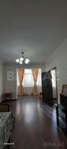 Satılır 2 otaqlı köhnə tikili 46 m², Nəsimi r., photo 1 from 14