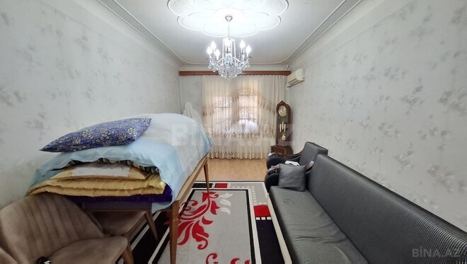Satılır 2 otaqlı köhnə tikili 70 m², 8-ci mikrorayon q., photo 3 from 13