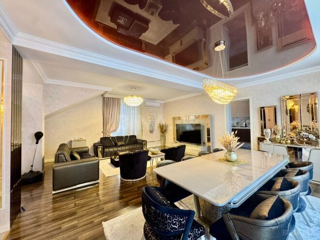 Продаётся 4-комн. дом/дача 420 м², пос. Бакиханова, photo 1 from 32