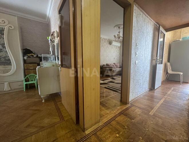 Продаётся 3-комн. вторичка 80 м², м. Ази Асланов, photo 15 from 18