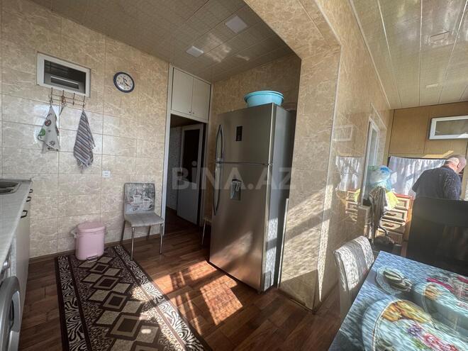 Продаётся 3-комн. вторичка 80 м², м. Ази Асланов, photo 13 from 18