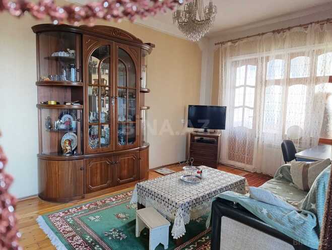 İcarəyə verilir 1 otaqlı köhnə tikili 55 m², Bakıxanov q., photo 3 from 18
