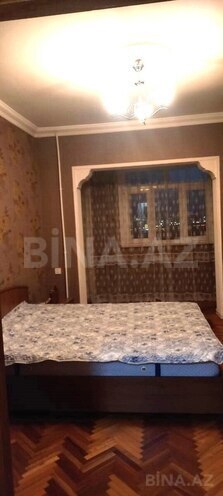 Сдаётся 2-комн. вторичка 42 м², м. Халглар Достлугу, photo 1 from 8