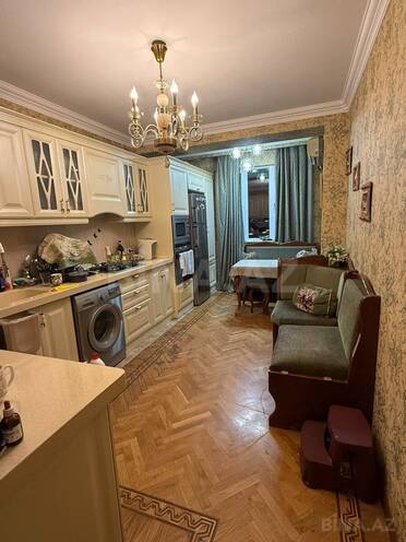 Satılır 4 otaqlı köhnə tikili 120.3 m², Bayıl q., photo 4 from 13