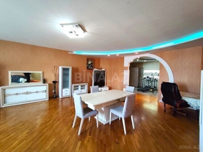 Сдаётся 3-комн. новостройка 200 м², м. Гянджлик, photo 1 from 25