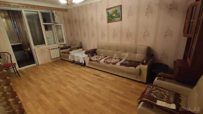Satılır 2 otaqlı köhnə tikili 35 m², Qara Qarayev m., photo 1 from 18