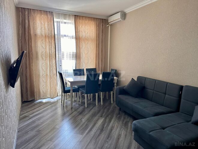 Сдаётся 2-комн. новостройка 60 м², м. Иншаатчылар, photo 1 from 9