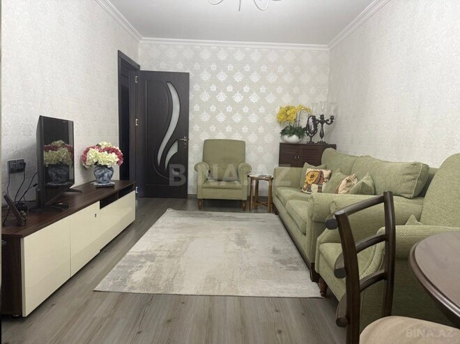 Satılır 3 otaqlı köhnə tikili 70 m², Xalqlar Dostluğu m., photo 3 from 13