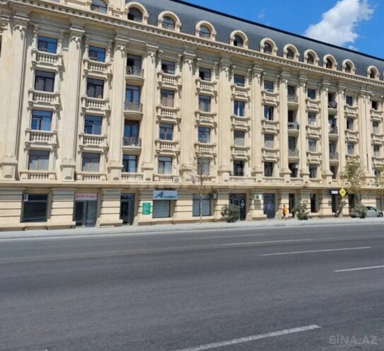 Satılır 5 otaqlı yeni tikili 260 m², Bayıl q., photo 1 from 6
