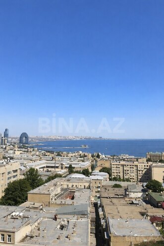 Продаётся 2-комн. новостройка 101 м², м. Ичеришехер, photo 1 from 13