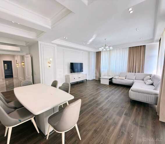 İcarəyə verilir 4 otaqlı yeni tikili 210 m², Ağ şəhər q., photo 1 from 23