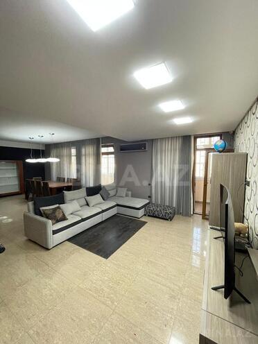 Сдаётся 4-комн. новостройка 200 м², м. 8 ноября, photo 10 from 22