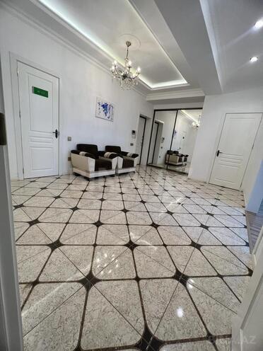 İcarəyə verilir 3 otaqlı yeni tikili 140 m², Şah İsmayıl Xətai m., photo 10 from 14