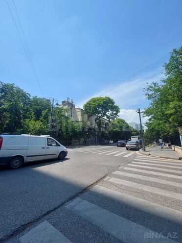 Satılır 3 otaqlı köhnə tikili 75 m², Nəsimi r., photo 3 from 13