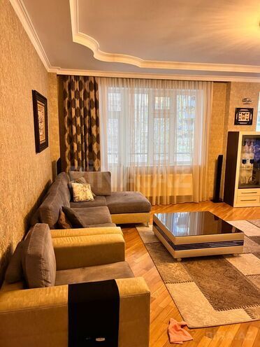 Продаётся 4-комн. новостройка 203 м², м. Низами, photo 3 from 21