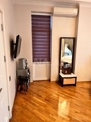 Продаётся 4-комн. новостройка 203 м², м. Низами, photo 9 from 21
