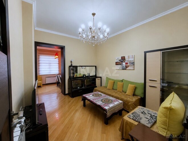 Satılır 3 otaqlı köhnə tikili 90 m², Elmlər Akademiyası m., photo 4 from 16