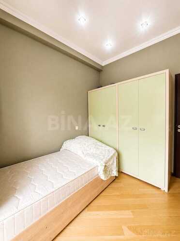 Продаётся 3-комн. вторичка 88 м², м. Низами, photo 17 from 19