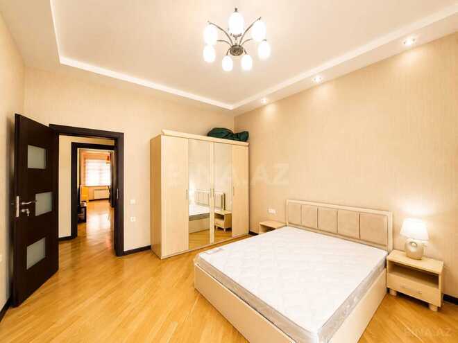 Продаётся 3-комн. вторичка 88 м², м. Низами, photo 18 from 19