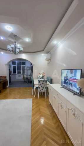 Продаётся 3-комн. вторичка 70 м², м. Шах Исмаил Хатаи, photo 4 from 12