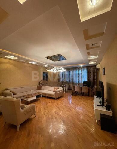 Продаётся 4-комн. новостройка 200 м², Насиминский  р., photo 1 from 13