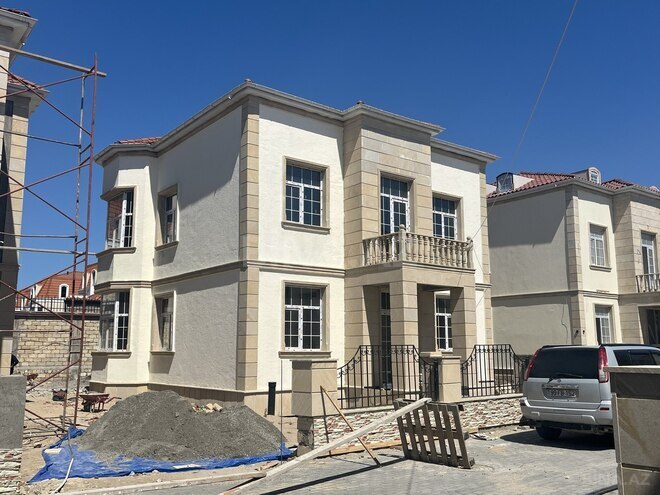 Продаётся 6-комн. дом/дача 400 м², пос. Sea Breeze, photo 1 from 18