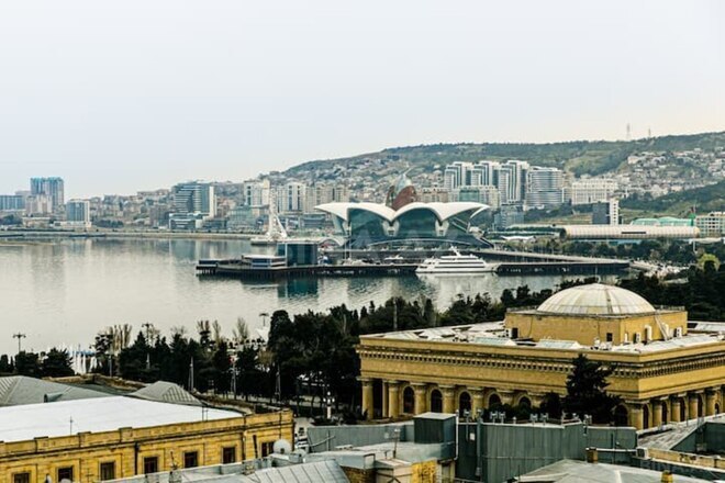 İcarəyə verilir 4 otaqlı yeni tikili 230 m², 28 May m., photo 26 from 29