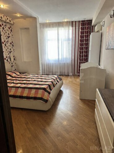 Satılır 4 otaqlı yeni tikili 130 m², Bayıl q., photo 3 from 9