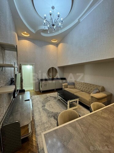 İcarəyə verilir 3 otaqlı köhnə tikili 82 m², Sahil m., photo 1 from 17