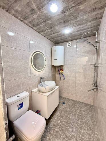 Продаётся 2-комн. вторичка 50 м², м. Халглар Достлугу, photo 15 from 16