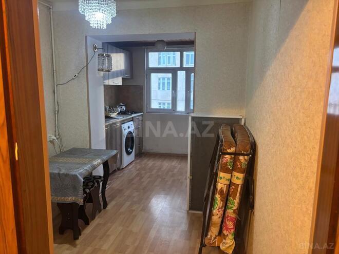 Сдаётся 2-комн. вторичка 70 м², м. Иншаатчылар, photo 3 from 15