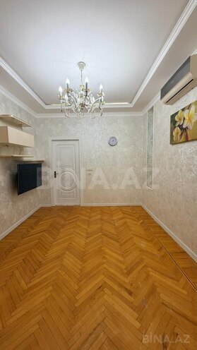 Продаётся 3-комн. вторичка 90 м², м. Элмляр Академиясы, photo 5 from 22